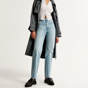 Abercrombie High Rise 90’s Relaxed Jean